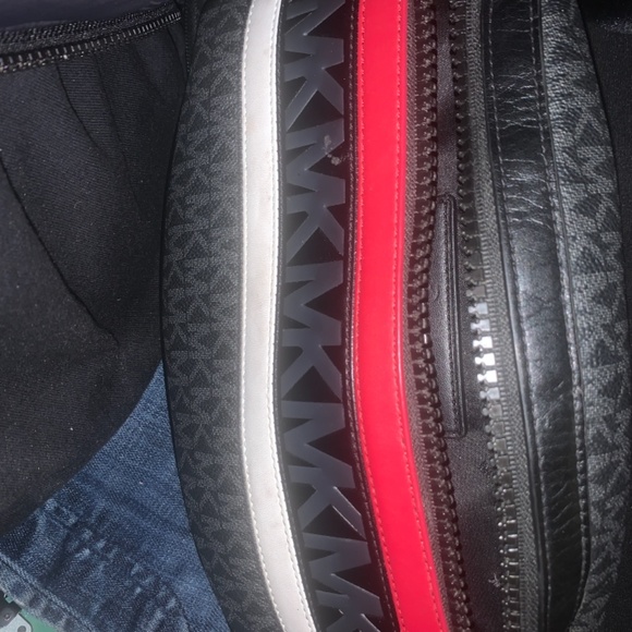 Michael  Kors Beltbag - Picture 2 of 2